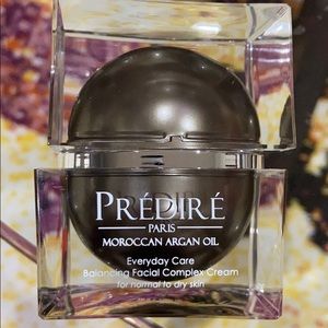 Predire Paris Moroccan Liquid Gold